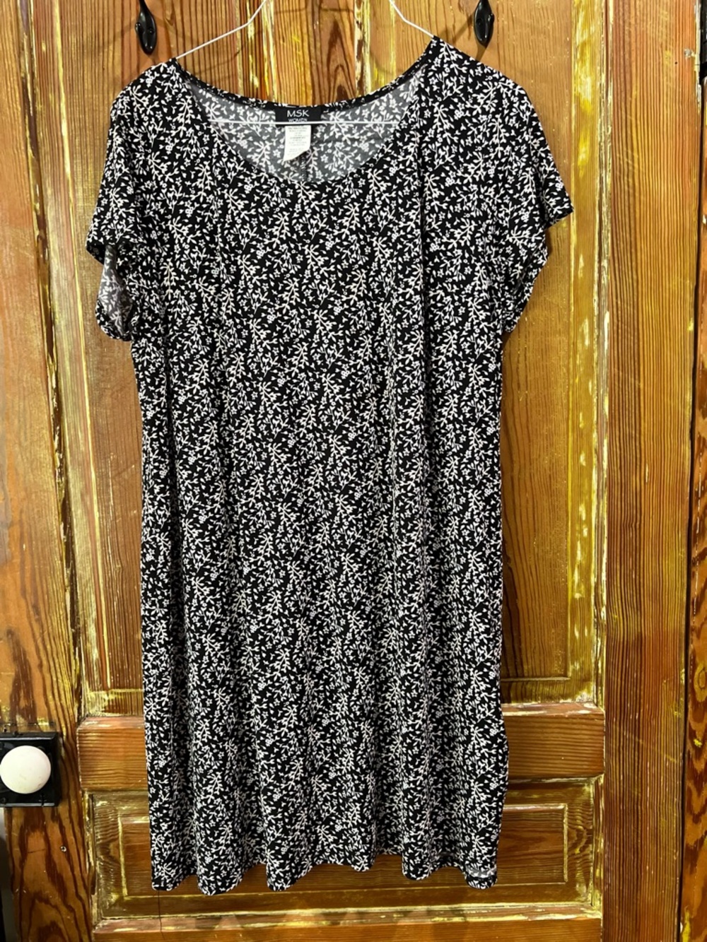 MSK Black and White Floral Dress